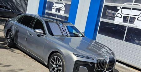 bmw-7-g70-rusifikaciya-smena-regiona-08.jpg