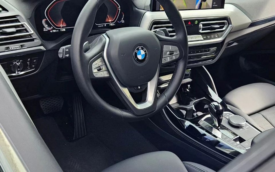 Установка системы кругового обзора 360 на BMW X4 LCI G02 Image00002.jpg