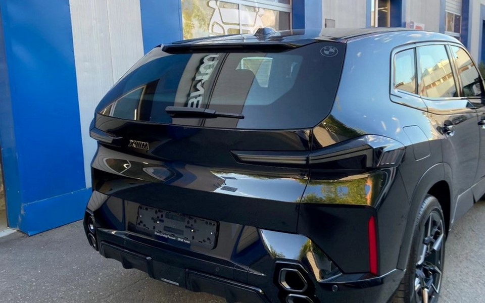 Русификация и смена региона карт  BMW XM G09_02.jpg