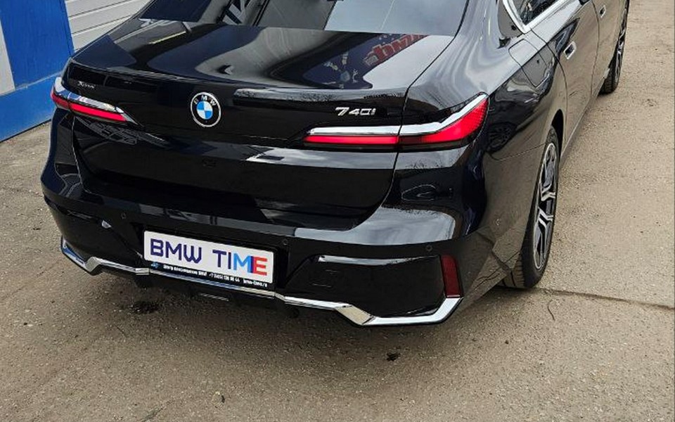 bmw-time-7-g70-02.jpg