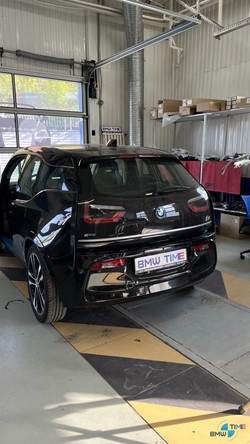 BMW-Time-BMW-i3-camera-CarPlay-006.jpg