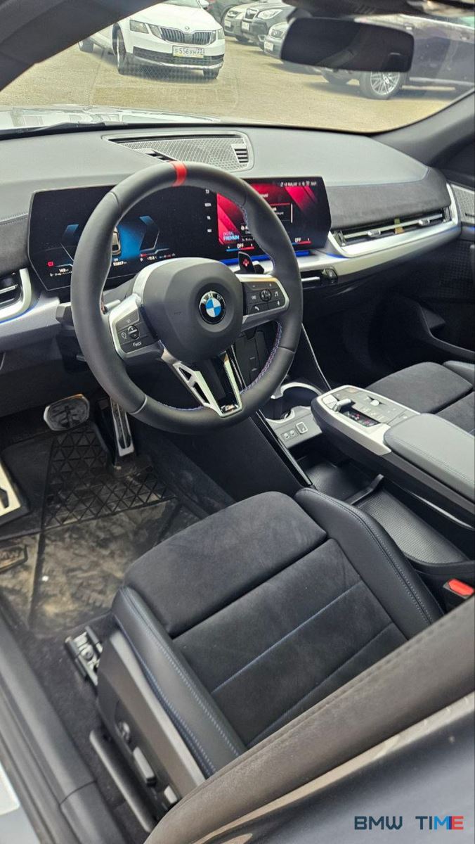 BMW-X2-U10-elektro-farkop-dovodchiki-dverey