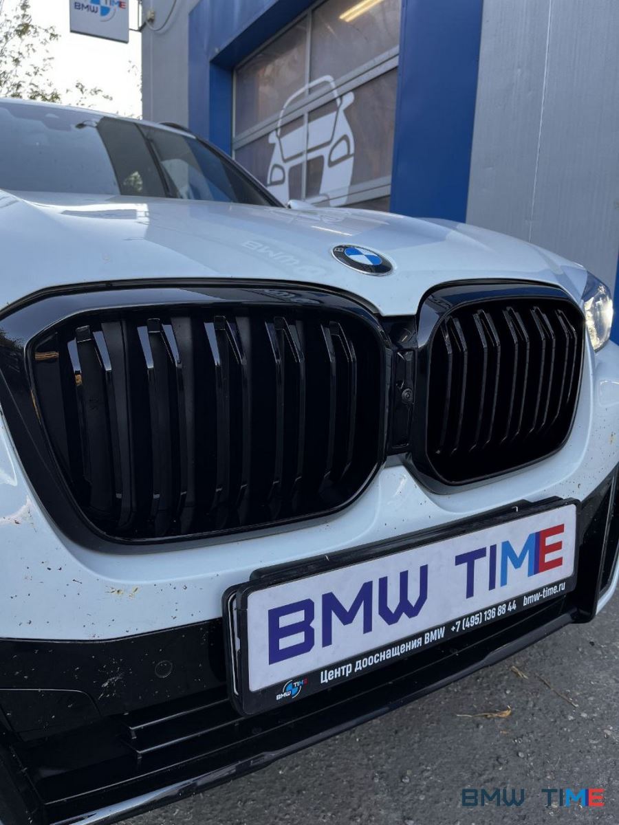 BMW X3 G01 USA круговым обзором, смена региона и карты Европы, регистратор