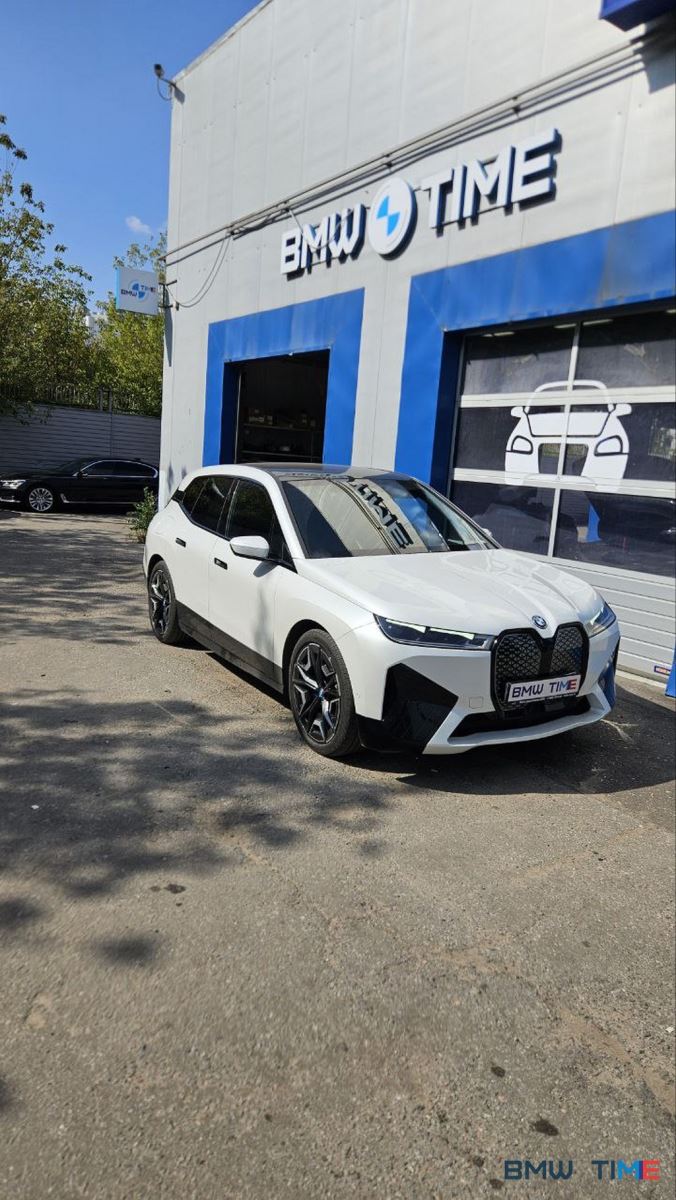 BMW iX решение проблем с подписками Mybmw