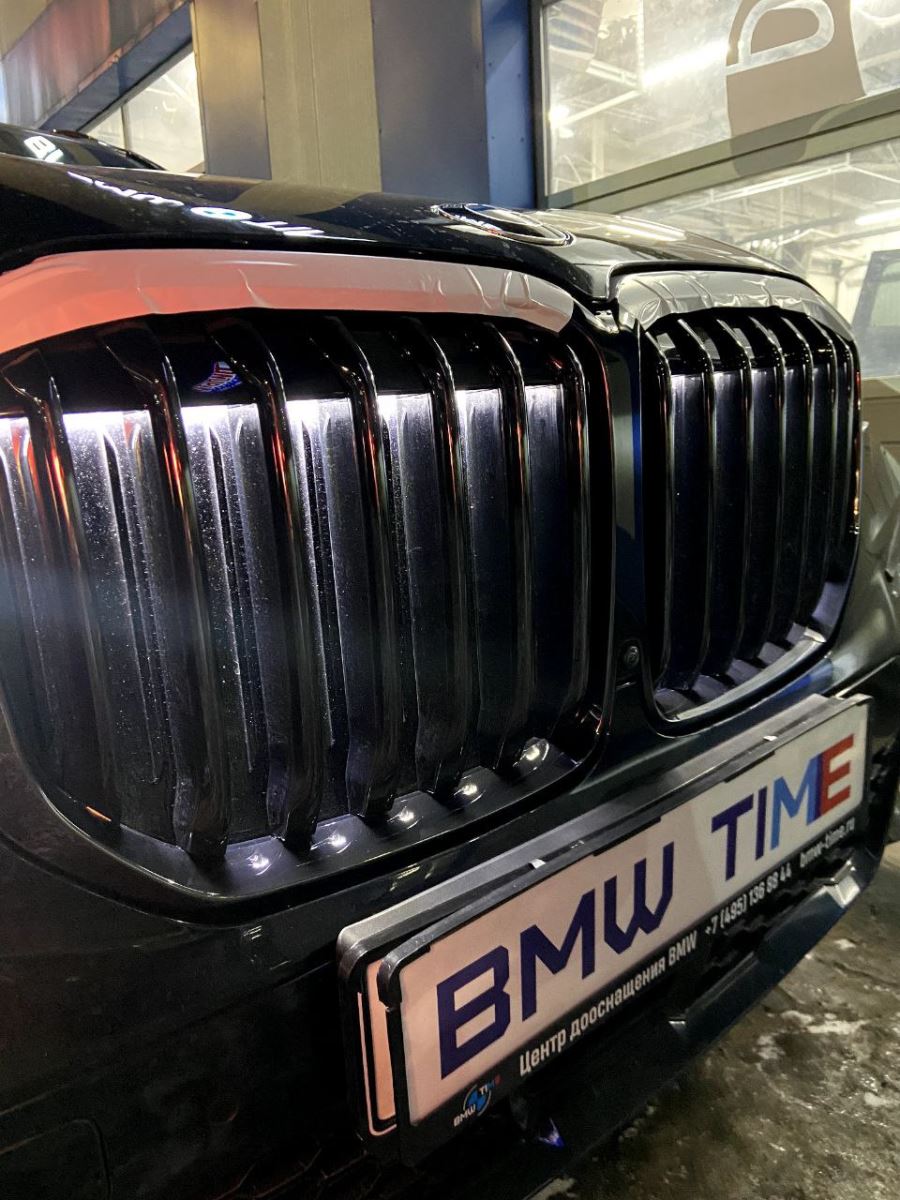 iconic glow решетка радиатора на bmw